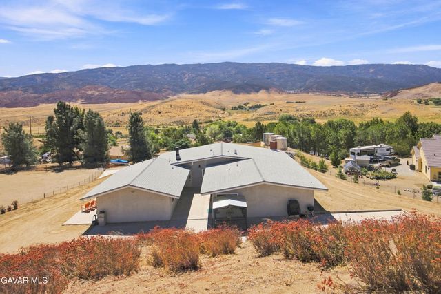40051 W 72nd Street, Leona Valley, CA 93551
