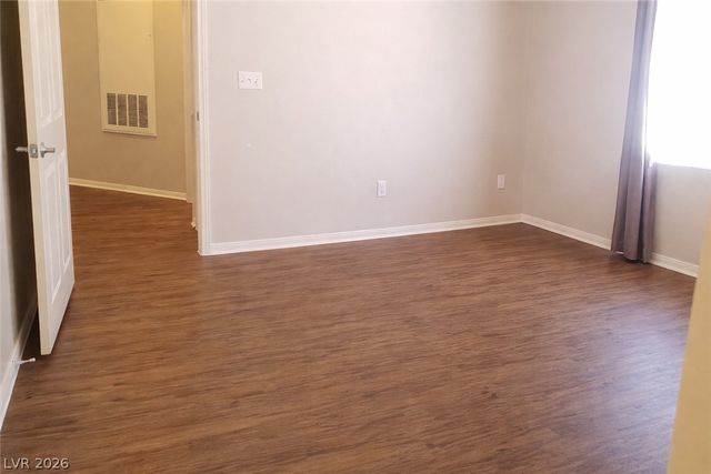 5250 Rainbow 2077, Las Vegas, NV 89118