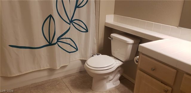 5250 Rainbow 2077, Las Vegas, NV 89118