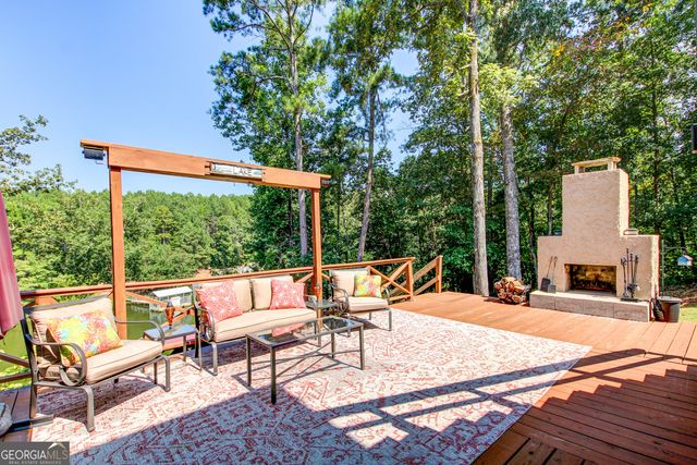 185 Hill Crest Court, Wedowee, AL 36278