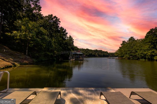 185 Hill Crest Court, Wedowee, AL 36278