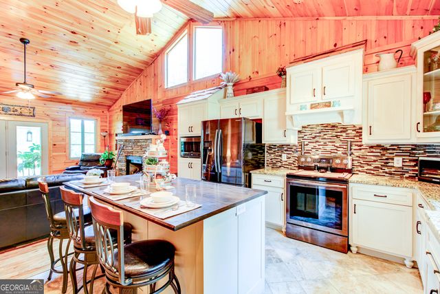 185 Hill Crest Court, Wedowee, AL 36278