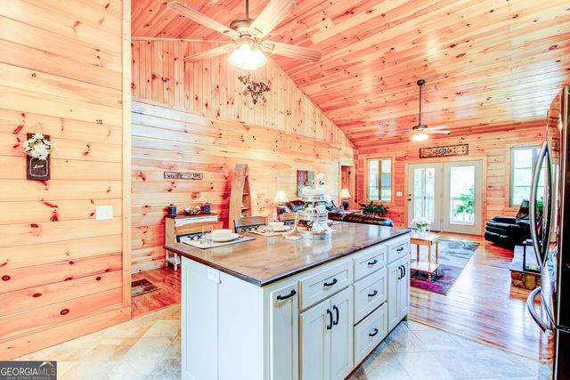 185 Hill Crest Court, Wedowee, AL 36278