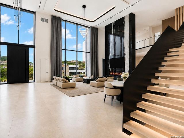 59 Via Aragon, San Antonio, TX 78257