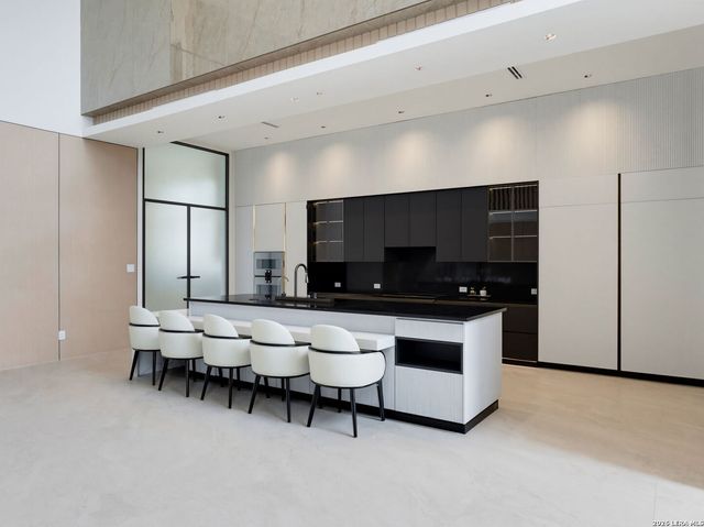59 Via Aragon, San Antonio, TX 78257