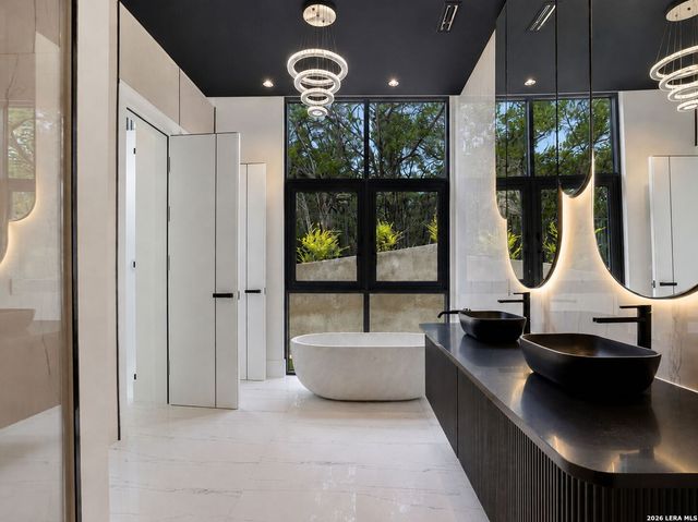 59 Via Aragon, San Antonio, TX 78257