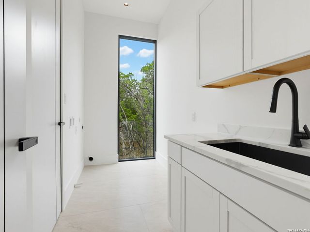 59 Via Aragon, San Antonio, TX 78257
