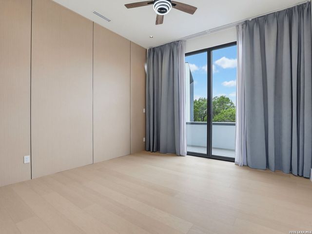 59 Via Aragon, San Antonio, TX 78257