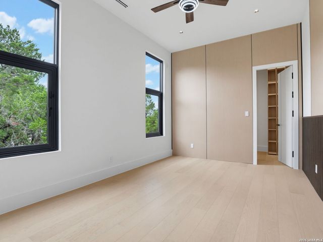 59 Via Aragon, San Antonio, TX 78257