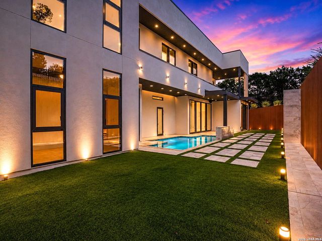 59 Via Aragon, San Antonio, TX 78257