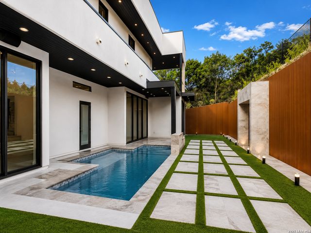 59 Via Aragon, San Antonio, TX 78257