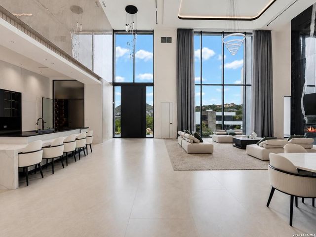 59 Via Aragon, San Antonio, TX 78257