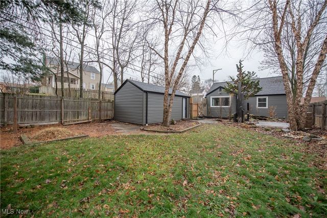 226 Hawthorne Avenue NE, Massillon, OH 44646