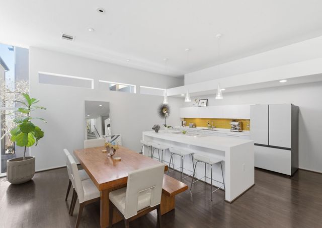 1117 W 17th Street, Houston, TX 77008