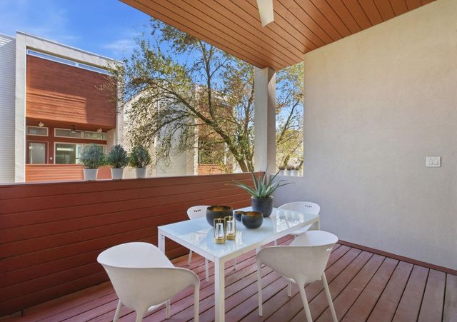 1117 W 17th Street, Houston, TX 77008