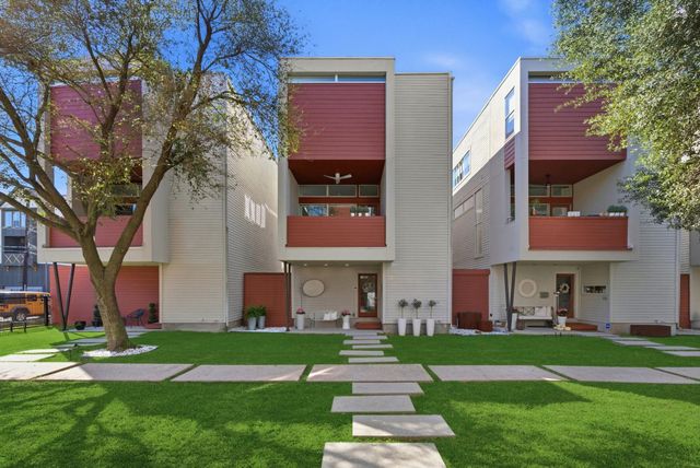 1117 W 17th Street, Houston, TX 77008