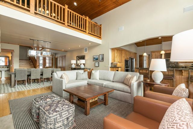 12381 Lookout Loop # F13-5, Truckee, CA 96161