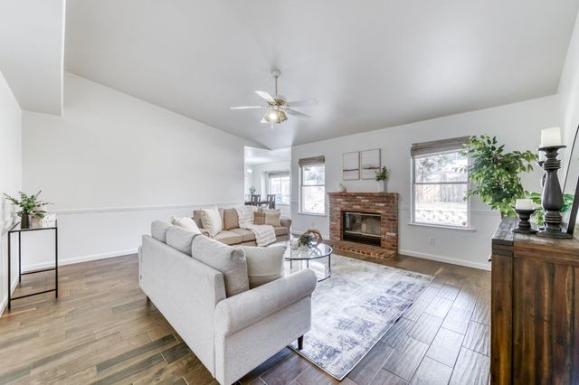 6564 N State Street, Fresno, CA 93722