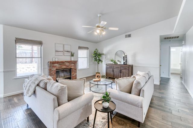 6564 N State Street, Fresno, CA 93722