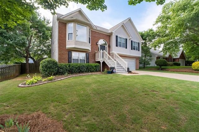 305 Chesapeake Ridge, Woodstock, GA 30189