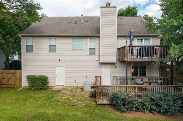 305 Chesapeake Ridge, Woodstock, GA 30189