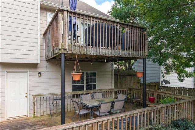 305 Chesapeake Ridge, Woodstock, GA 30189