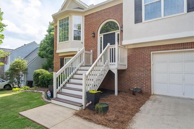 305 Chesapeake Ridge, Woodstock, GA 30189