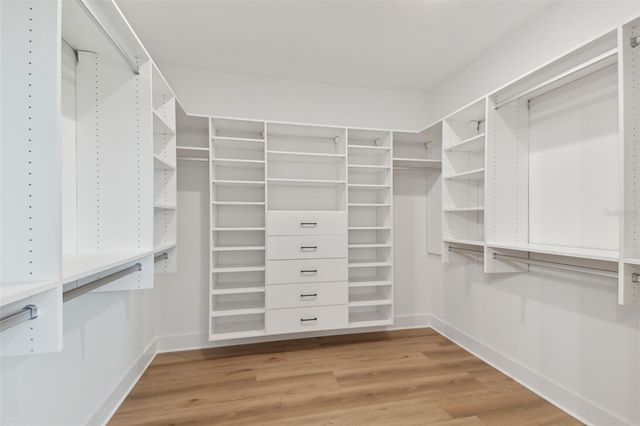 2923 W ELROD AVENUE, Tampa, FL 33611