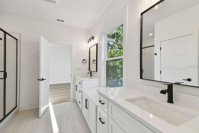 2923 W ELROD AVENUE, Tampa, FL 33611