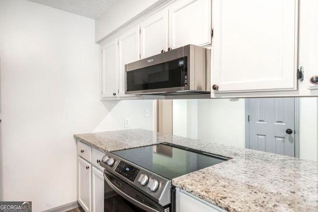 305 Johnson Road, Warner Robins, GA 31093