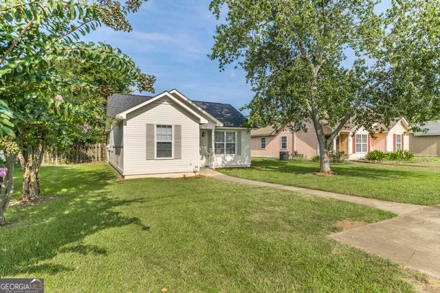 305 Johnson Road, Warner Robins, GA 31093