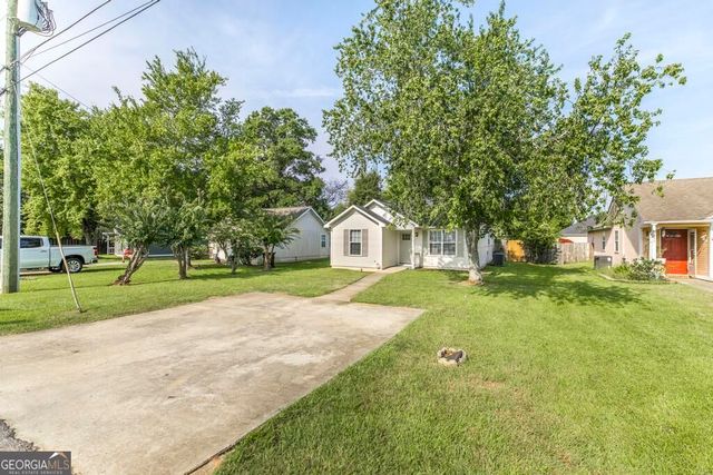 305 Johnson Road, Warner Robins, GA 31093