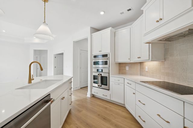 412 Gooding Blvd, Smyrna, TN 37167