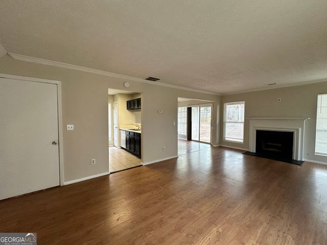 1011 Hampton Hill Court, Lawrenceville, GA 30044