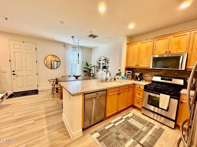 24014 Park Lane, Valencia, CA 91354