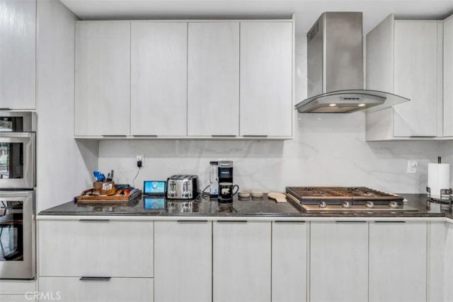 5056 Windhill, Riverside, CA 92507