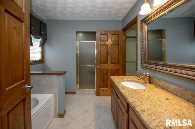 709 BUCKHAVEN Street, Pekin, IL 61554