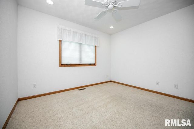 709 BUCKHAVEN Street, Pekin, IL 61554