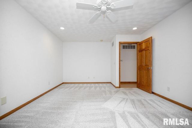 709 BUCKHAVEN Street, Pekin, IL 61554