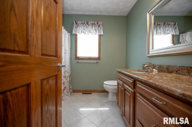 709 BUCKHAVEN Street, Pekin, IL 61554