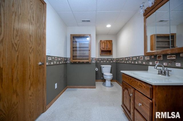 709 BUCKHAVEN Street, Pekin, IL 61554