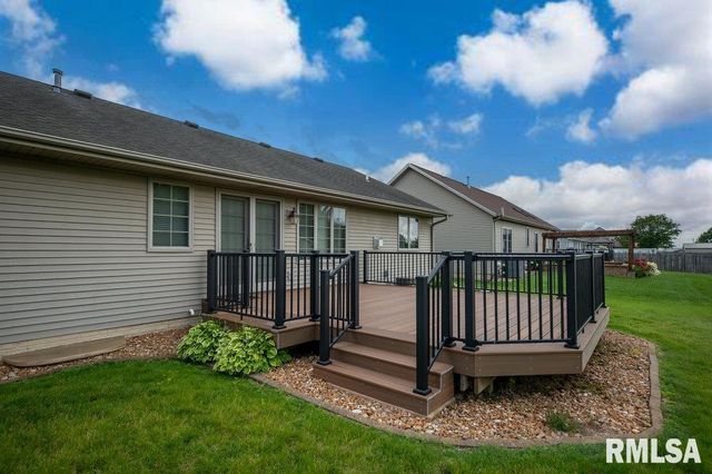 709 BUCKHAVEN Street, Pekin, IL 61554
