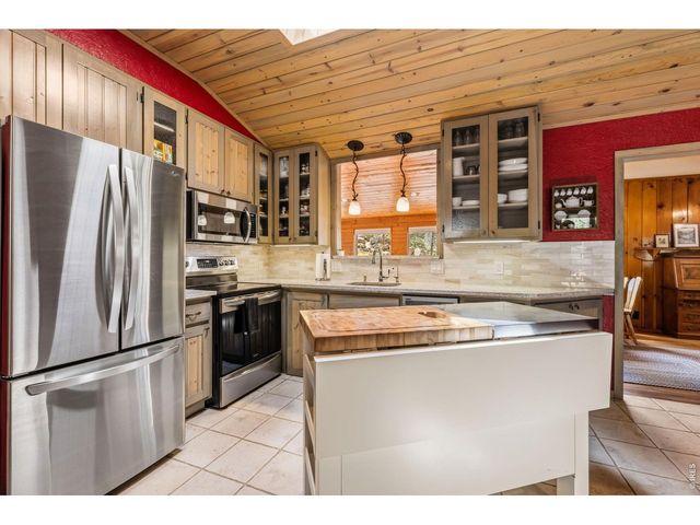 731 Windy Rose Dr, Estes Park, CO 80517