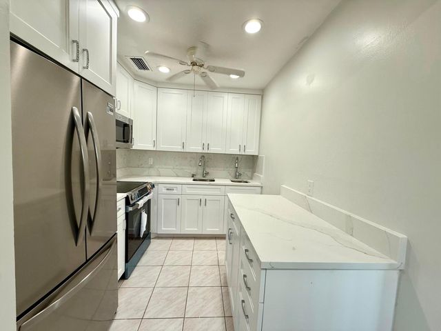 149 Hastings I, West Palm Beach, FL 33417