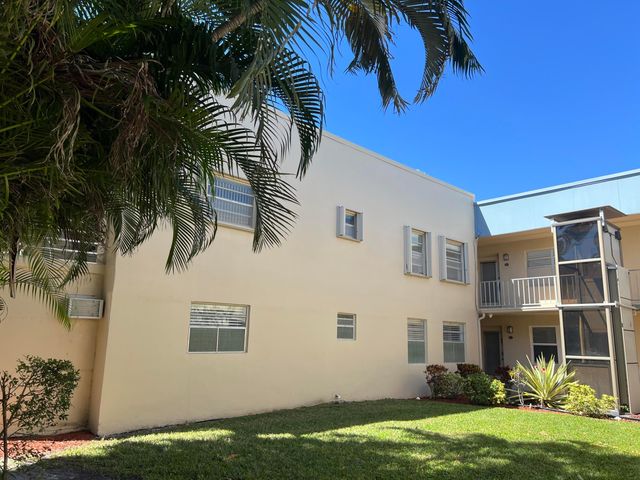 901 Flanders S, Delray Beach, FL 33484