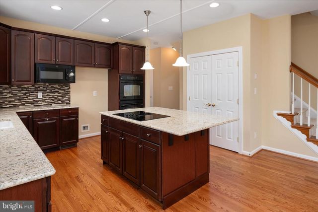 3208 MENIA ST, Riva, MD 21140
