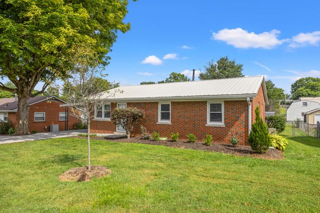 510 Dobbin Drive, Paris, KY 40361