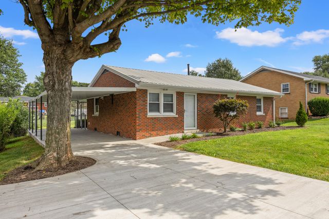 510 Dobbin Drive, Paris, KY 40361