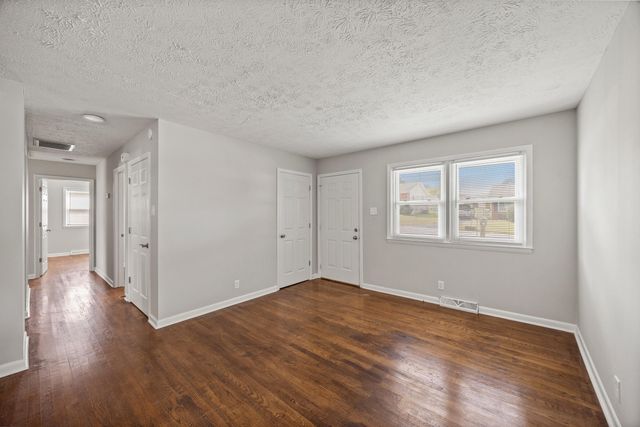 510 Dobbin Drive, Paris, KY 40361