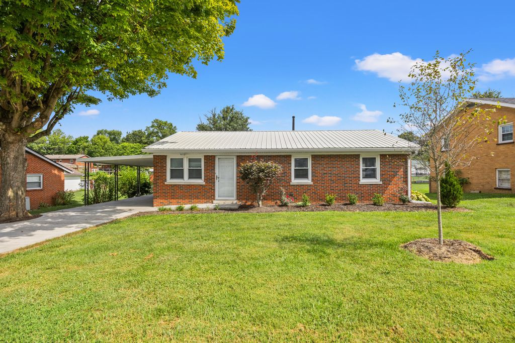 510 Dobbin Drive, Paris, KY 40361